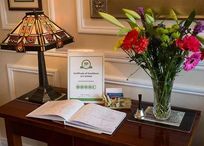 Annandale House فندق مبيت وإفطار