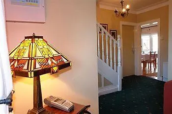 Bed and breakfast Annandale House 3*