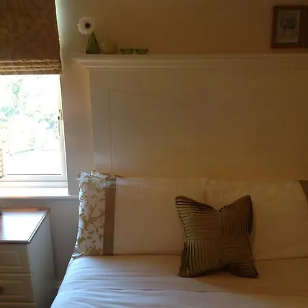 Bed and breakfast Annandale House