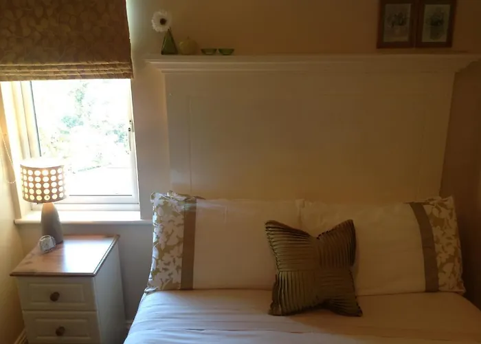 Bed & Breakfast Annandale House