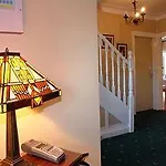 Bed & Breakfast Annandale House 3*