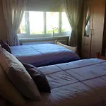 Bed & Breakfast Annandale House 3*