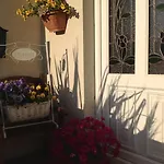 Bed & Breakfast Annandale House Dublin