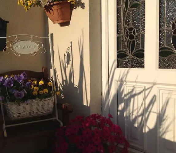 Bed & Breakfast Annandale House Dublin